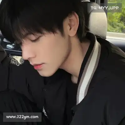 经裙瀚